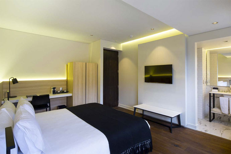 Double Room - Hotel Altiplánico Bellas Artes - Santiago de Chile