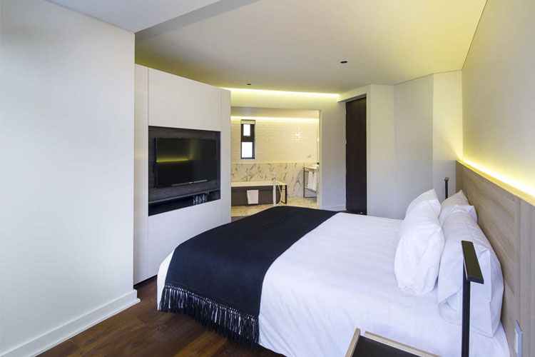 Double Room - Hotel Altiplánico Bellas Artes - Santiago de Chile