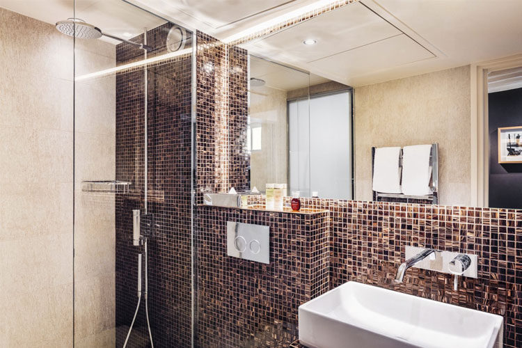 Bathroom - Hotel de la Rue de Lille - Paris