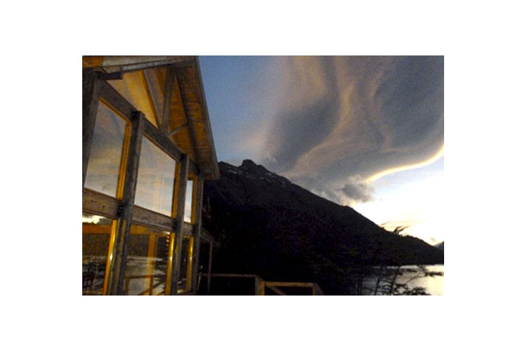 Facade - Aguas Arriba Lodge - El Chaltén