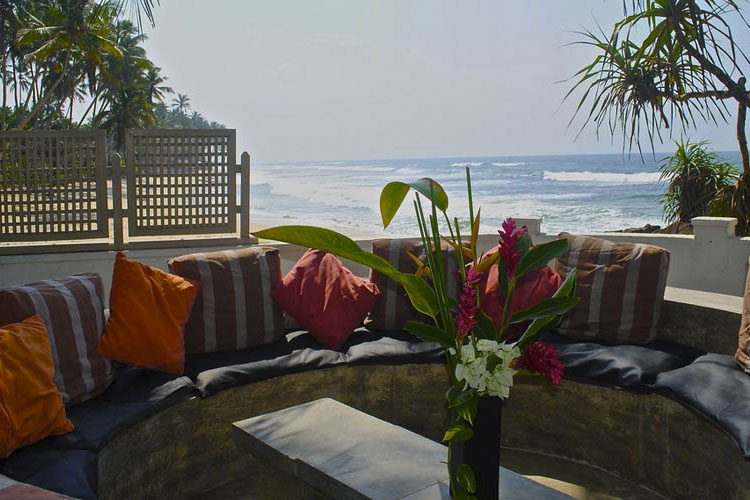 Exterior Common Area - Satin Doll - Talpe