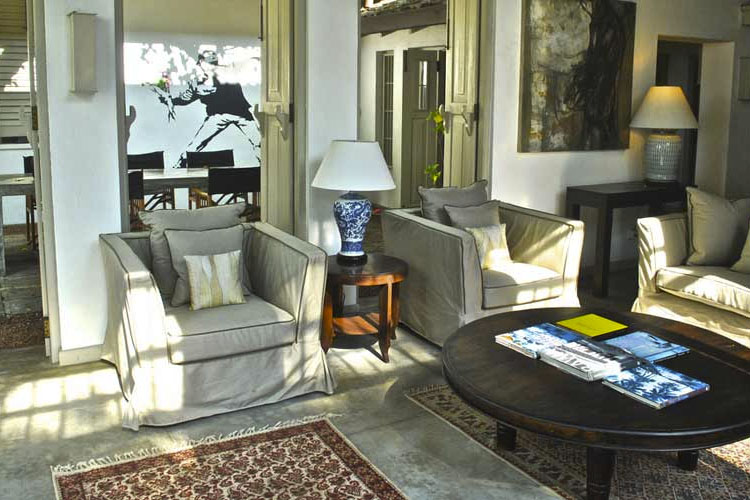 Common Area - Satin Doll - Talpe