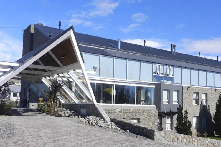 Facade - Hotel ACA el Calafate - El Calafate