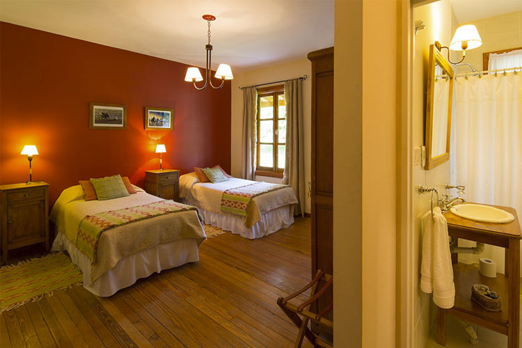 Twin Room - Estancia Nibepo Aike - Lago Roca