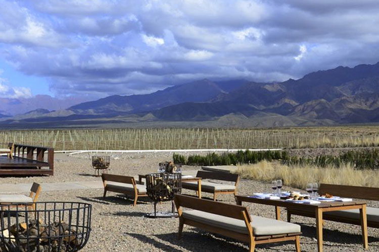 Exterior Dining Room - Casa de Uco Vineyards and Wine Resort - Los Árboles