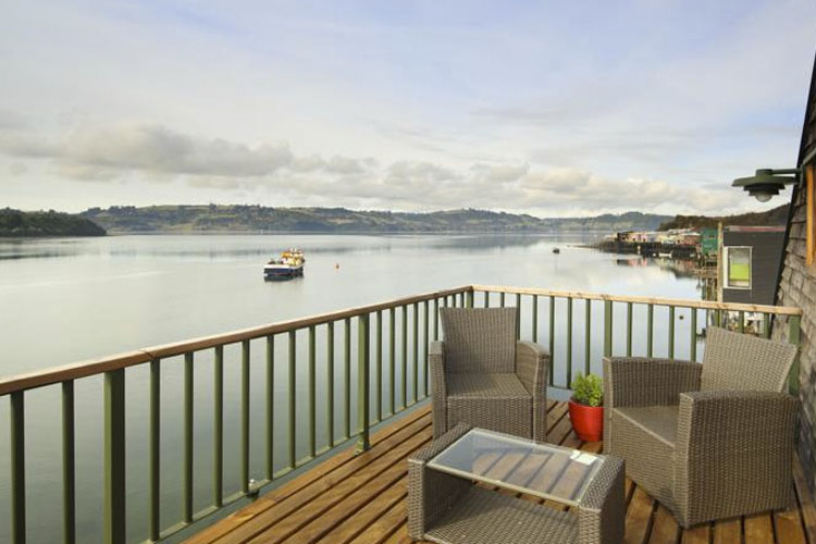 Balcony - Palafito Lodge - Castro